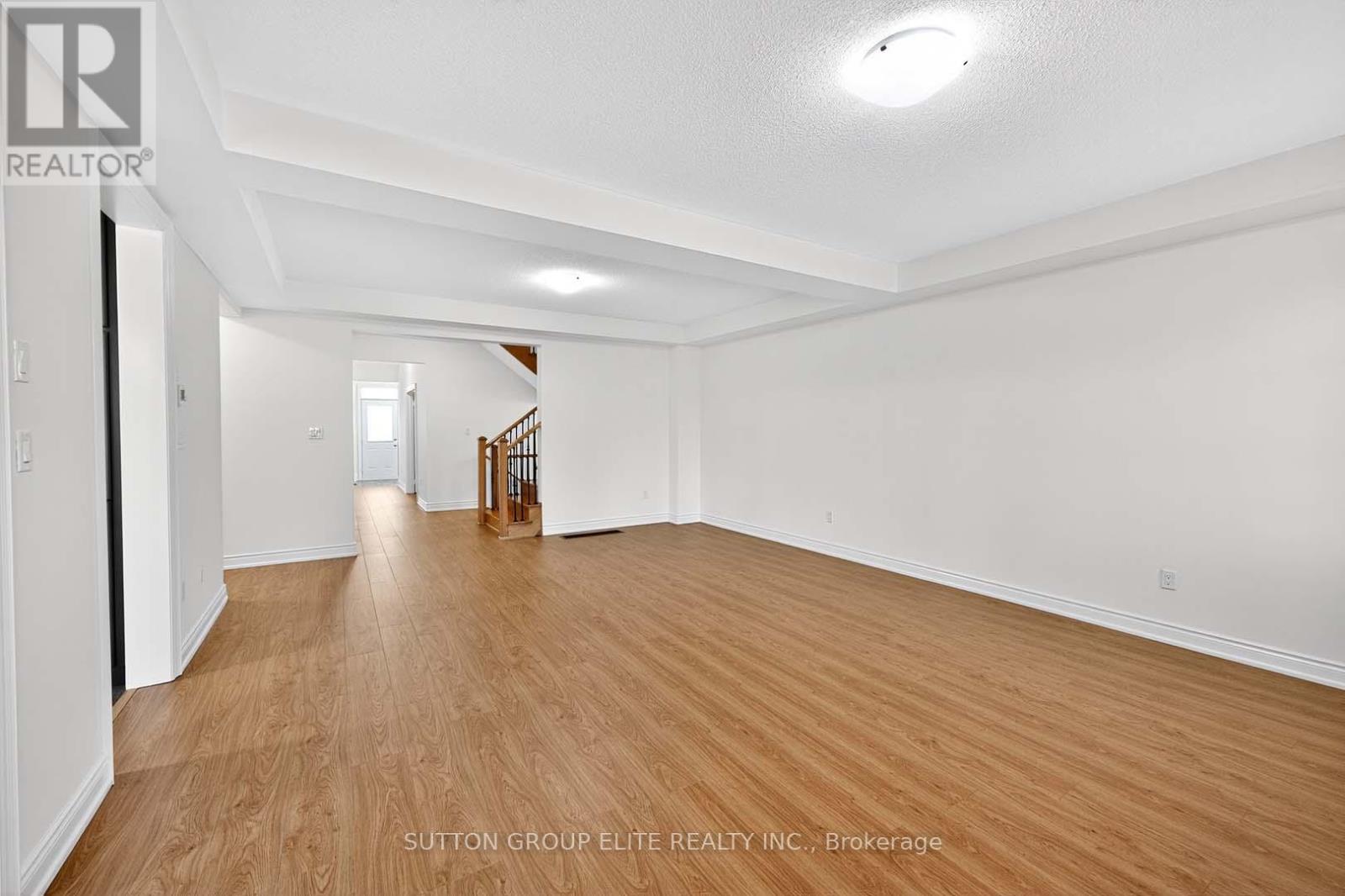 351 Humphrey Street, Hamilton, Ontario  L0R 2H1 - Photo 6 - X12439224