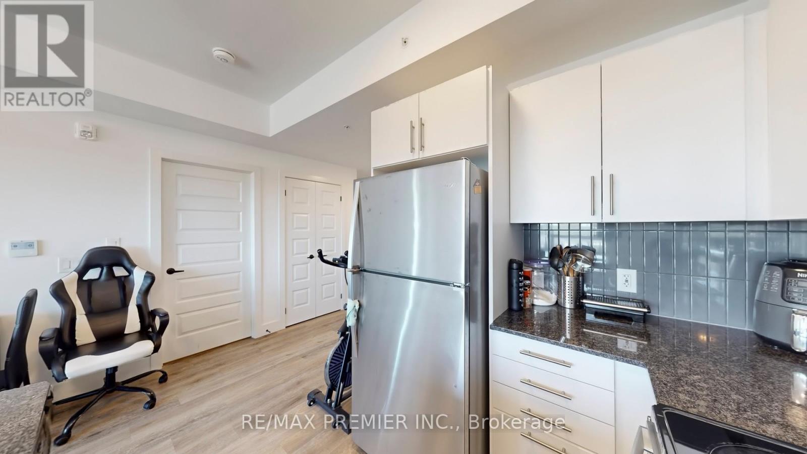 511 - 26 Lowes Road W, Guelph, Ontario  N1G 4X2 - Photo 15 - X12439232