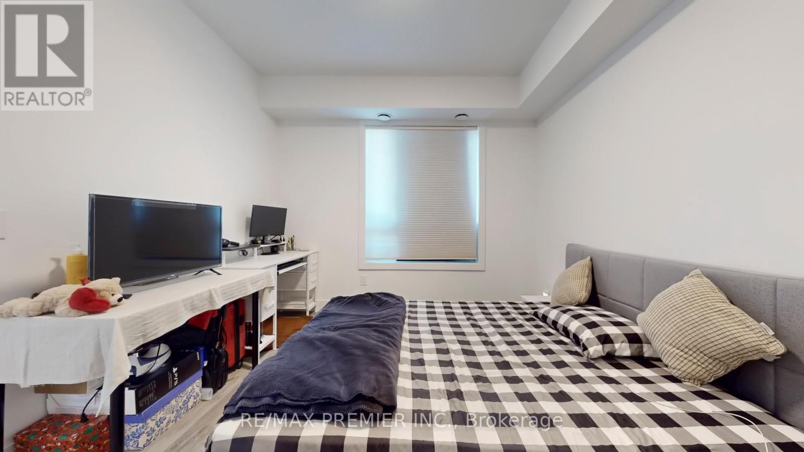 511 - 26 Lowes Road W, Guelph, Ontario  N1G 4X2 - Photo 17 - X12439232