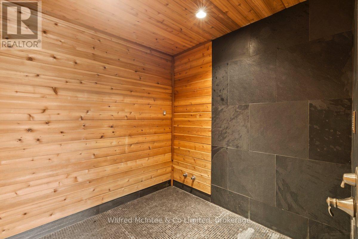 545 Eckford Avenue, Saugeen Shores, Ontario  N0H 2L0 - Photo 16 - X12439248