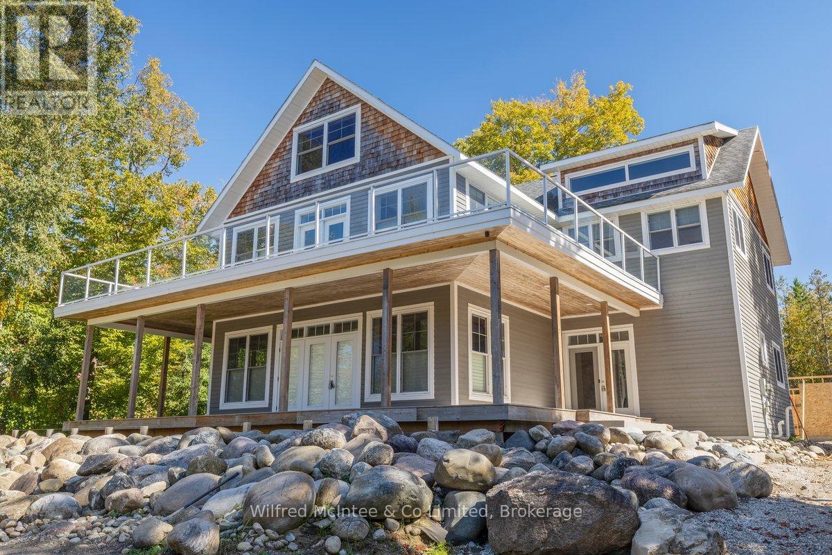 545 Eckford Avenue, Saugeen Shores, Ontario  N0H 2L0 - Photo 3 - X12439248
