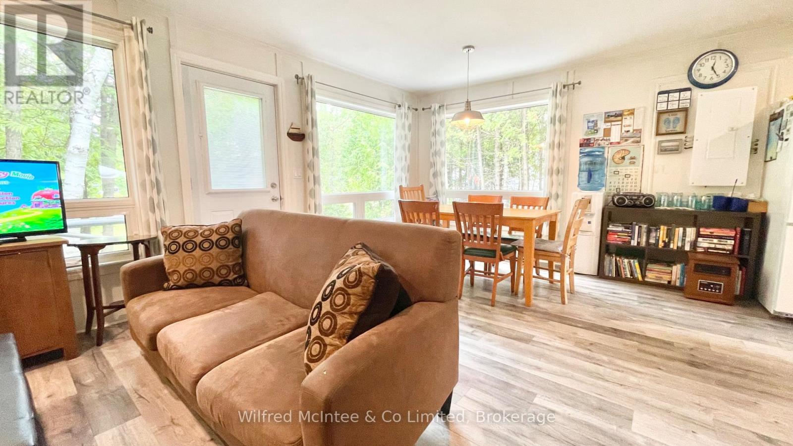 1489 2nd Avenue S, Native Leased Lands, Ontario  N0H 2G0 - Photo 24 - X12439267
