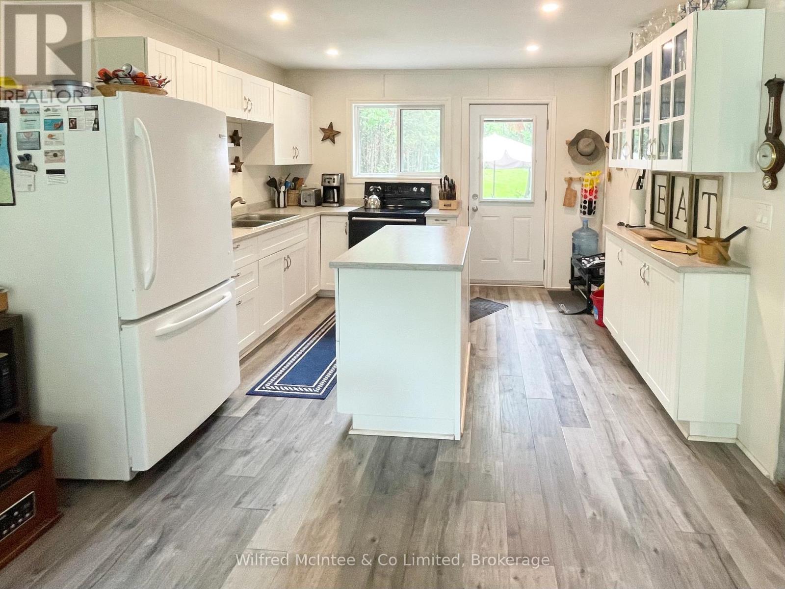1489 2nd Avenue S, Native Leased Lands, Ontario  N0H 2G0 - Photo 26 - X12439267