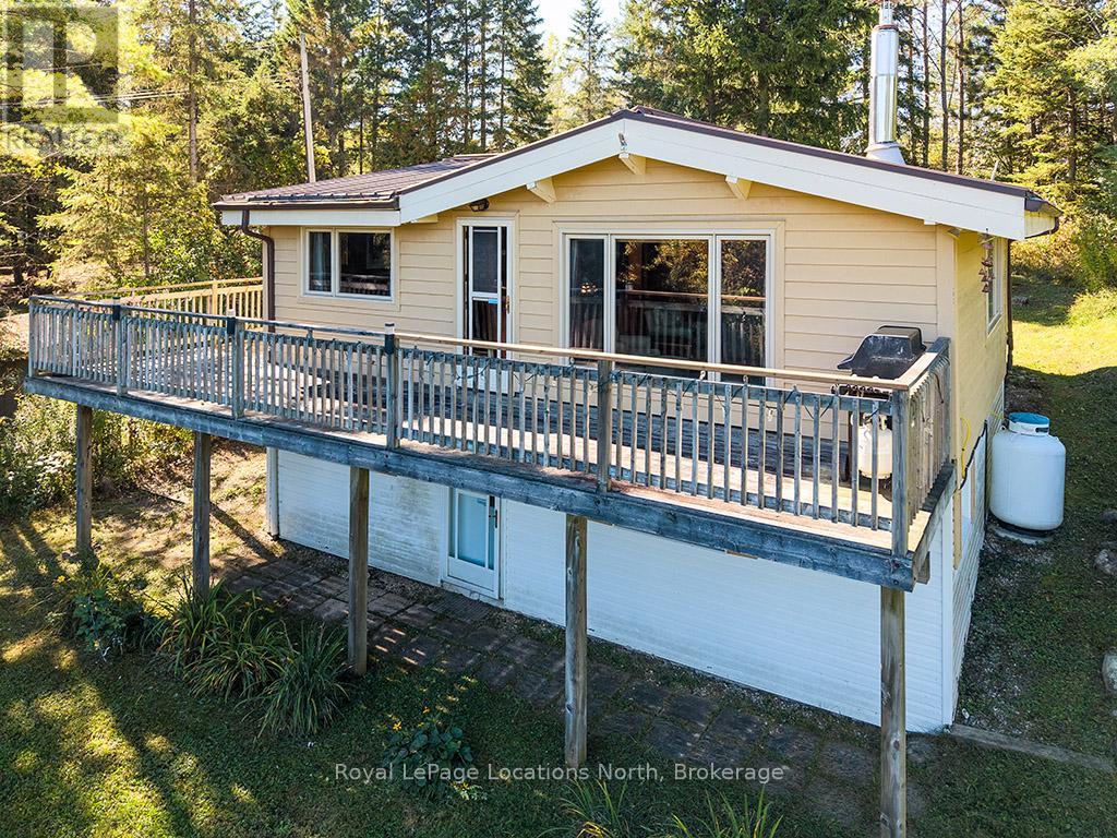 231 Windy Lane Drive, Grey Highlands, Ontario  N1A 2W1 - Photo 11 - X12439273