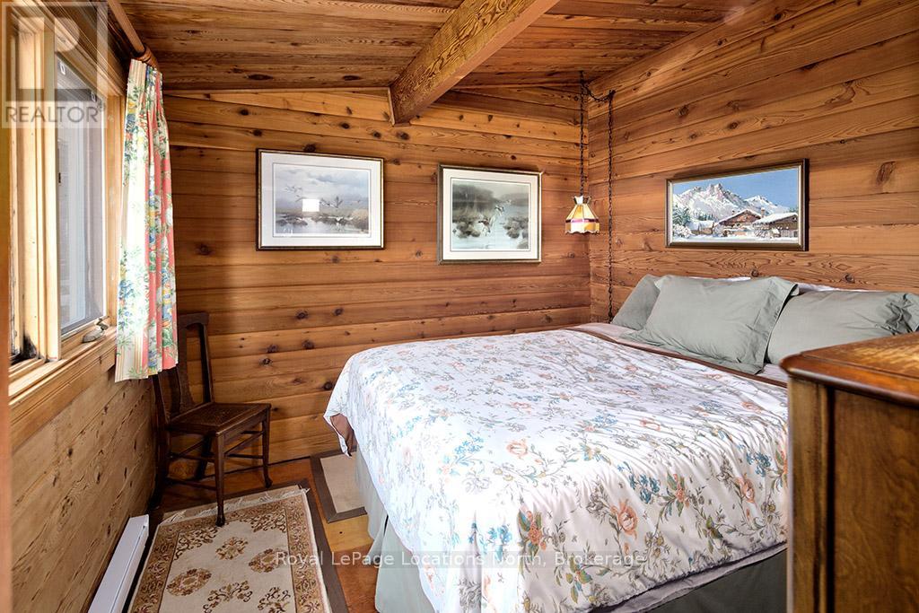231 Windy Lane Drive, Grey Highlands, Ontario  N1A 2W1 - Photo 13 - X12439273