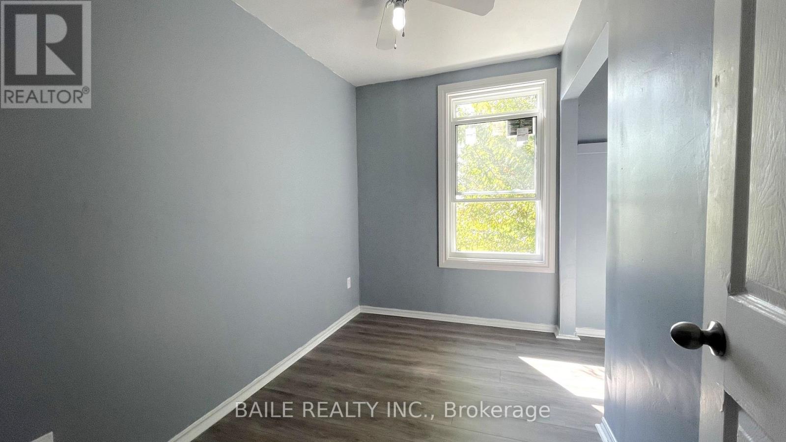 6534 James Street, Brooke-Alvinston, Ontario  N0M 2S0 - Photo 20 - X12439241