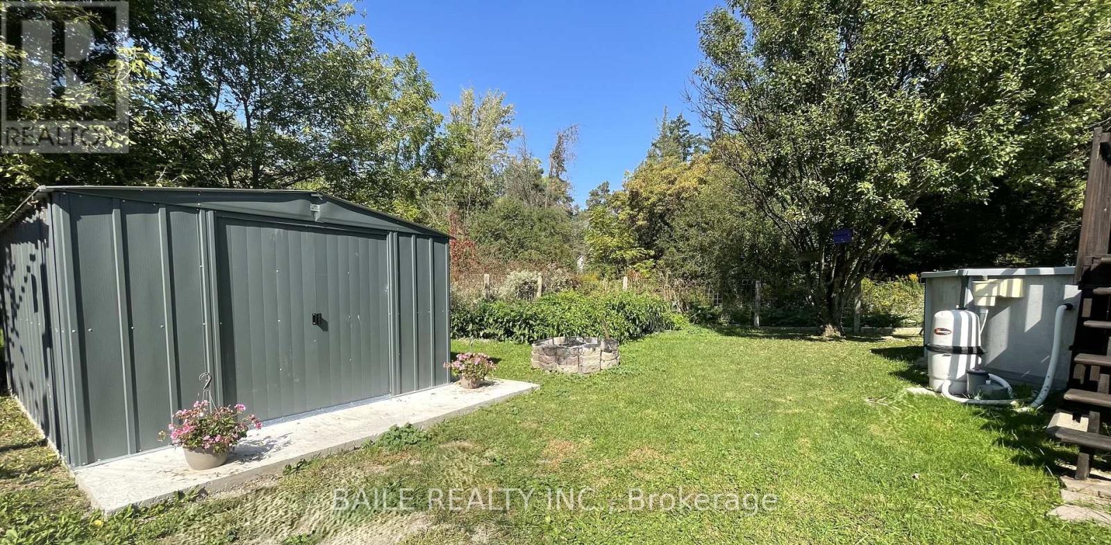 6534 James Street, Brooke-Alvinston, Ontario  N0M 2S0 - Photo 25 - X12439241