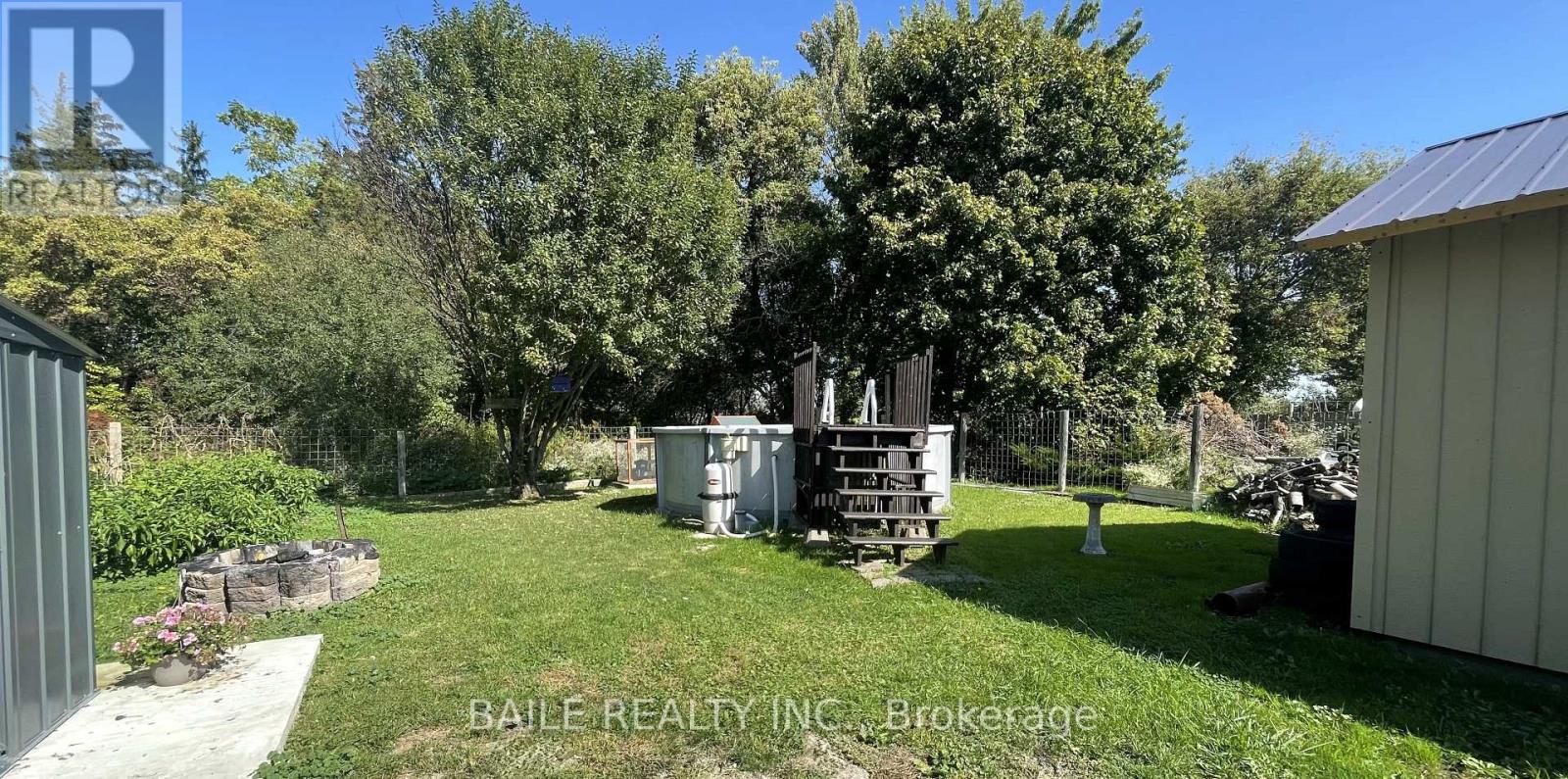 6534 James Street, Brooke-Alvinston, Ontario  N0M 2S0 - Photo 26 - X12439241