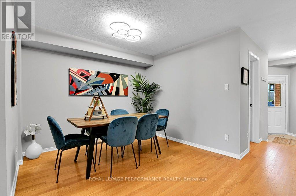 32 Cargrove Private, Ottawa, Ontario  K1K 4Y6 - Photo 10 - X12439243