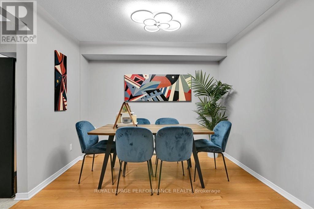 32 Cargrove Private, Ottawa, Ontario  K1K 4Y6 - Photo 11 - X12439243
