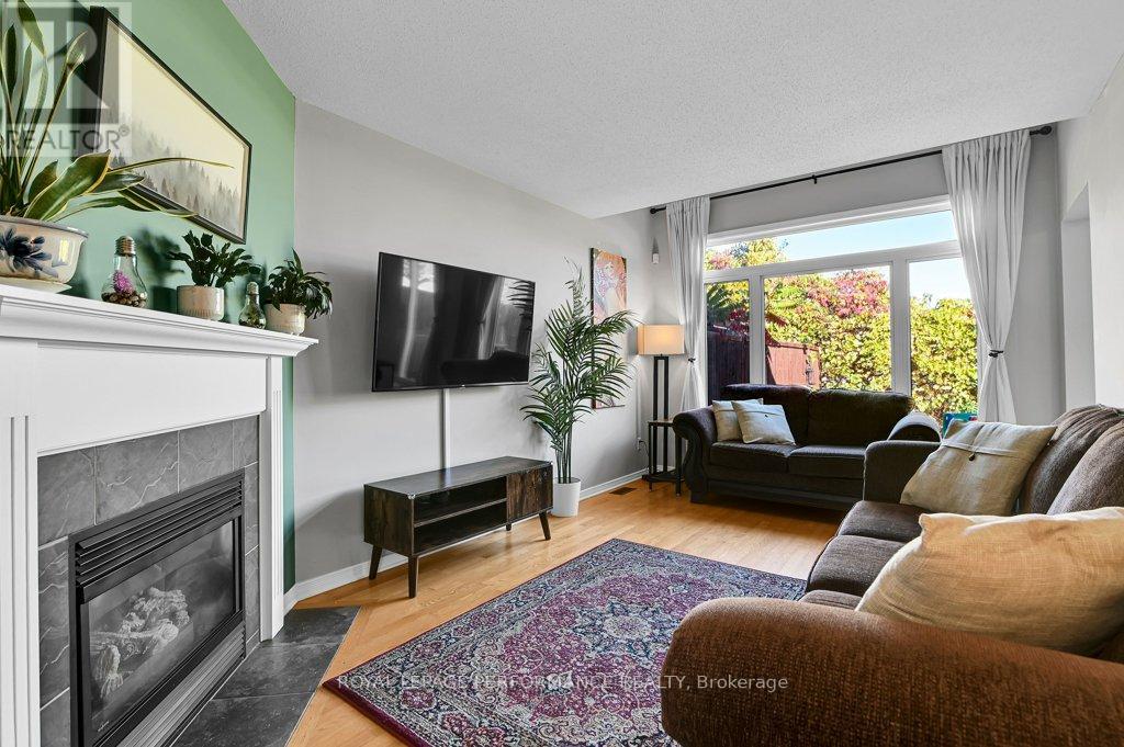 32 Cargrove Private, Ottawa, Ontario  K1K 4Y6 - Photo 13 - X12439243