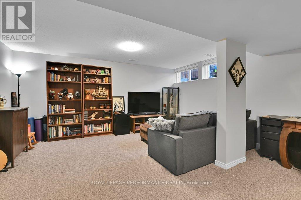 32 Cargrove Private, Ottawa, Ontario  K1K 4Y6 - Photo 40 - X12439243