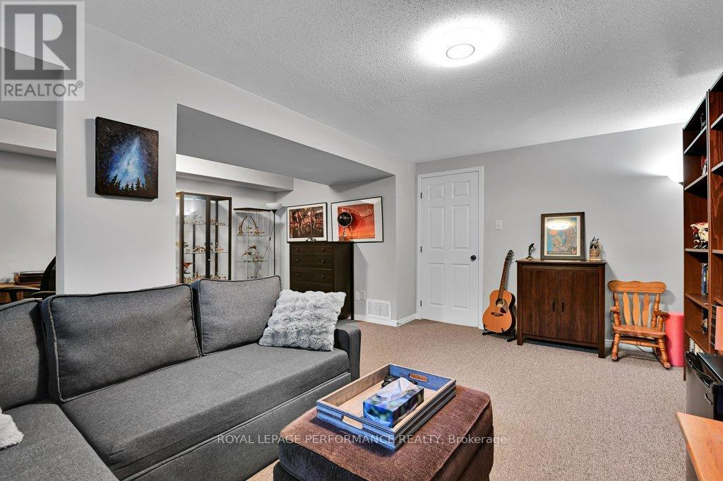 32 Cargrove Private, Ottawa, Ontario  K1K 4Y6 - Photo 42 - X12439243