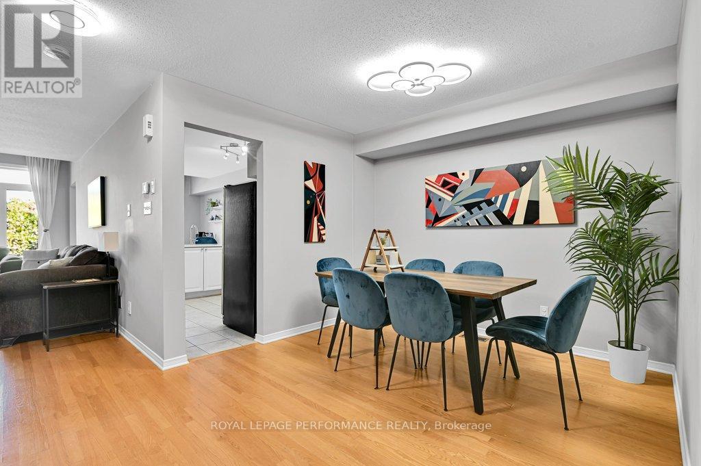 32 Cargrove Private, Ottawa, Ontario  K1K 4Y6 - Photo 9 - X12439243