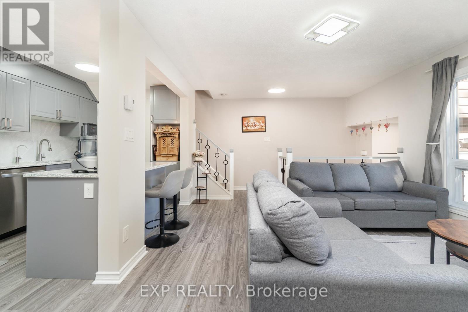 18 - 2640 Draper Avenue, Ottawa, Ontario  K2H 7A1 - Photo 5 - X12439260