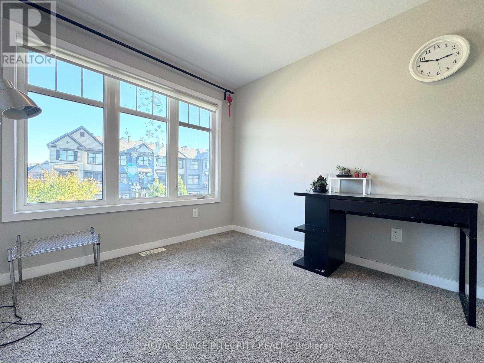 111 Sweetwater Lane, Ottawa, Ontario  K2T 0L1 - Photo 23 - X12439278