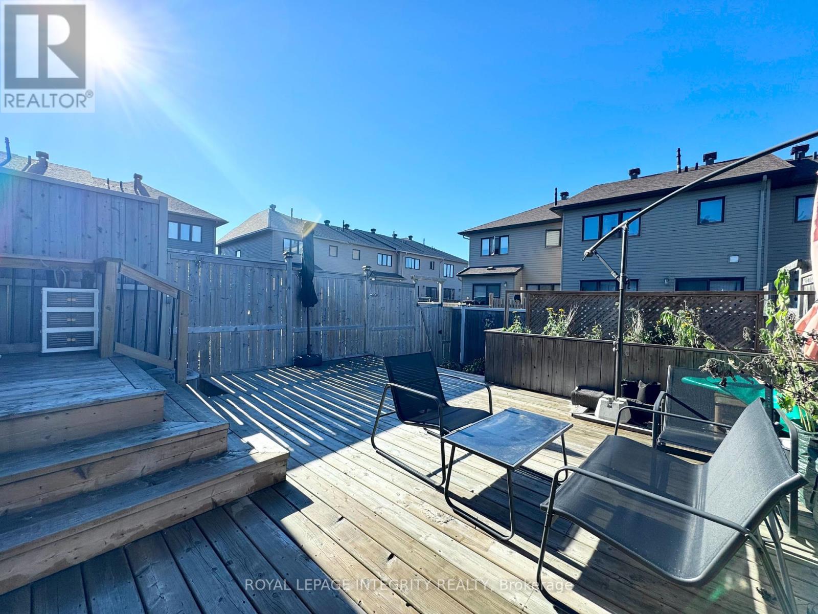 111 Sweetwater Lane, Ottawa, Ontario  K2T 0L1 - Photo 33 - X12439278