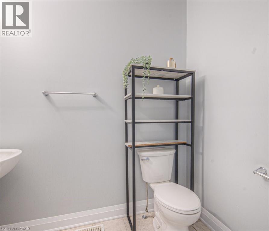 286 Tall Grass Crescent, Kitchener, Ontario  N2P 2N3 - Photo 6 - 40773110