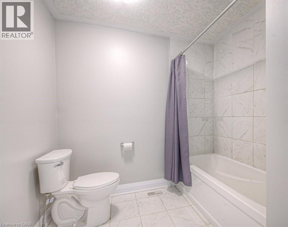 286 Tall Grass Crescent, Kitchener, Ontario  N2P 2N3 - Photo 39 - 40773110