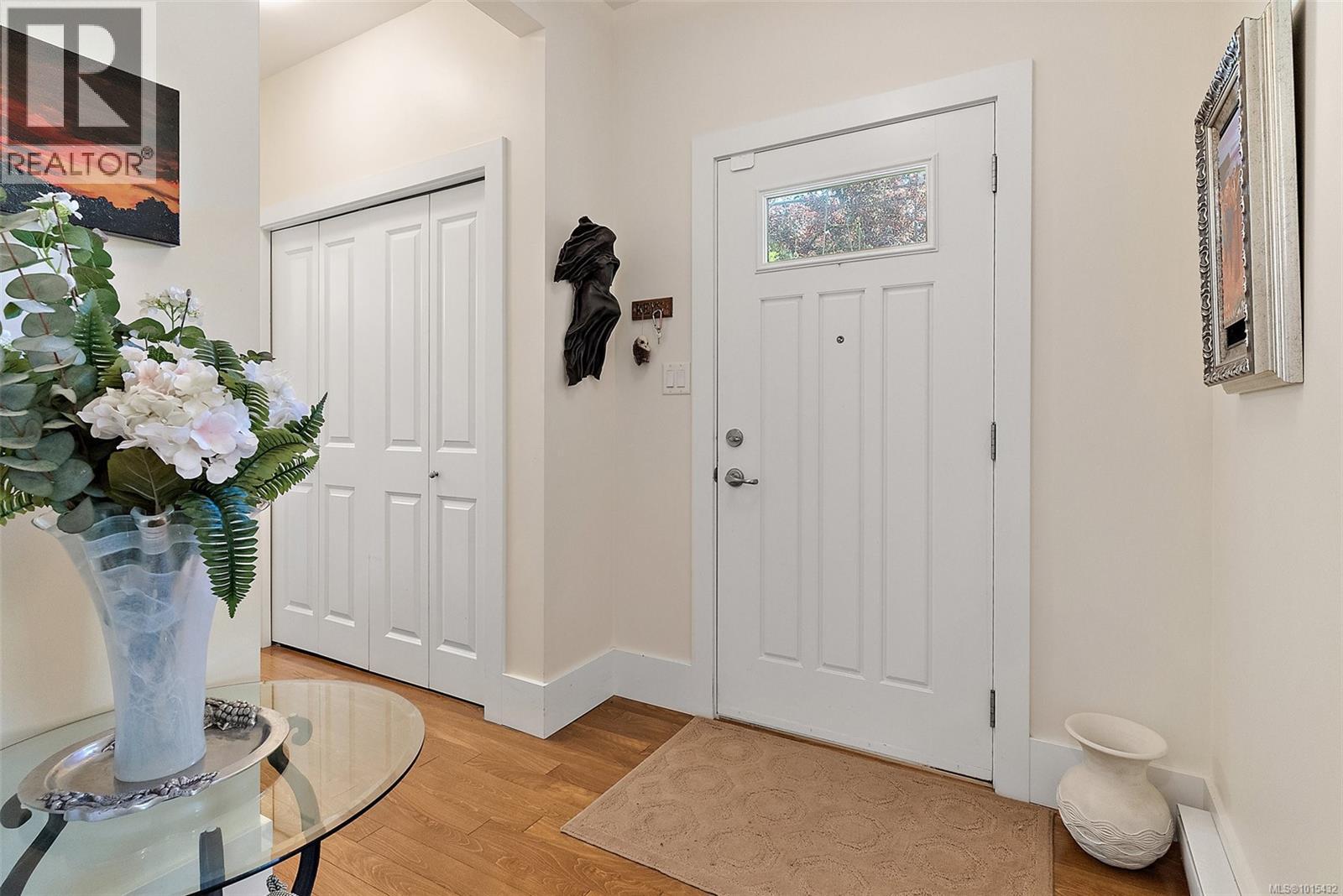 4 2449 Malaview Ave, Sidney, British Columbia  V8L 2G4 - Photo 4 - 1015432