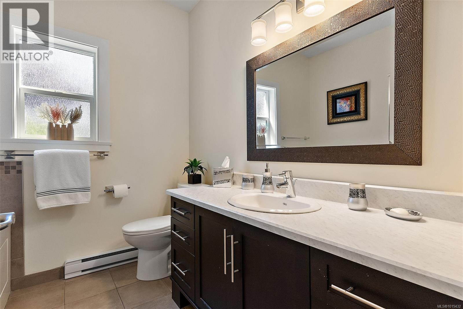 4 2449 Malaview Ave, Sidney, British Columbia  V8L 2G4 - Photo 15 - 1015432