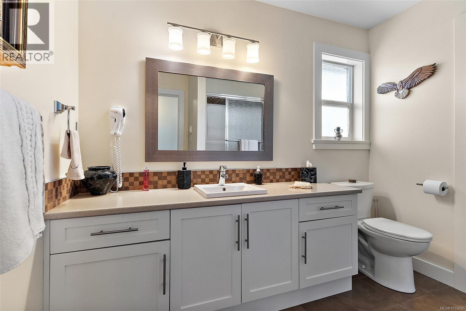4 2449 Malaview Ave, Sidney, British Columbia  V8L 2G4 - Photo 21 - 1015432