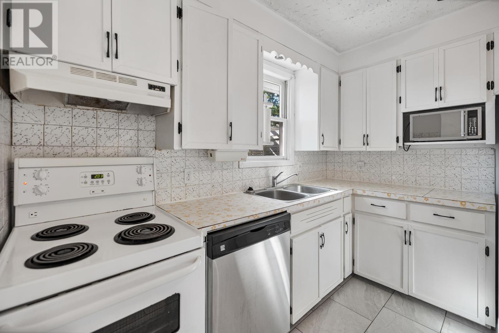 18 Melody Lane, Charlottetown, Prince Edward Island  C1E 0S2 - Photo 16 - 202524820