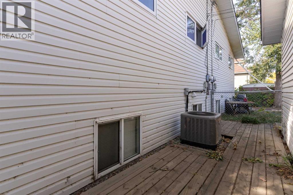 5209a 52 Street, Camrose, Alberta  T4V 1V9 - Photo 28 - A2260333