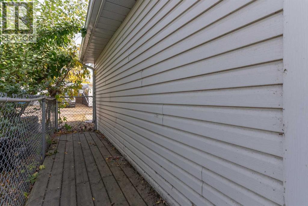 5209a 52 Street, Camrose, Alberta  T4V 1V9 - Photo 30 - A2260333