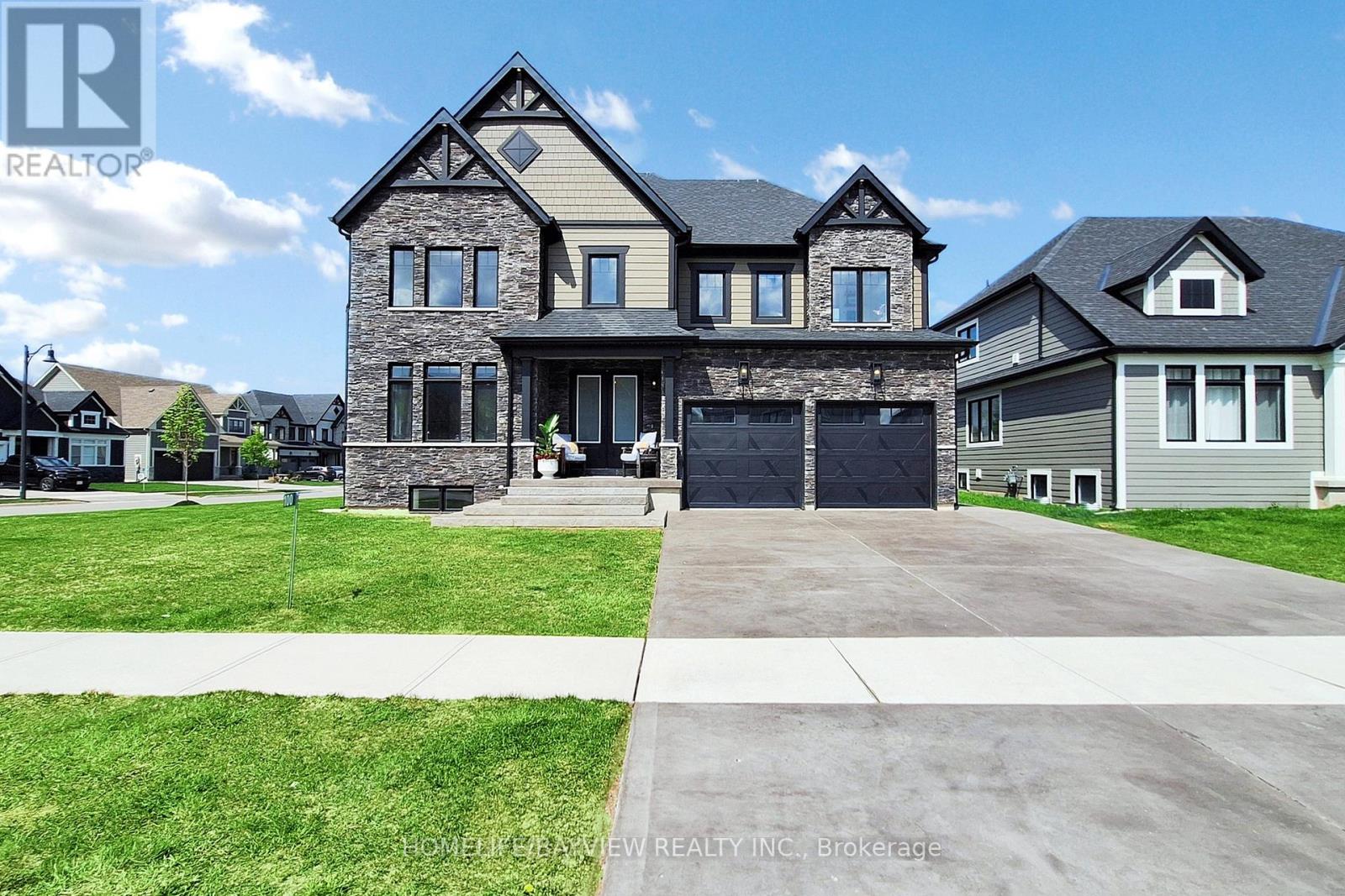 100 Reed Way, Blue Mountains, Ontario  L9Y 4P5 - Photo 5 - X12437325