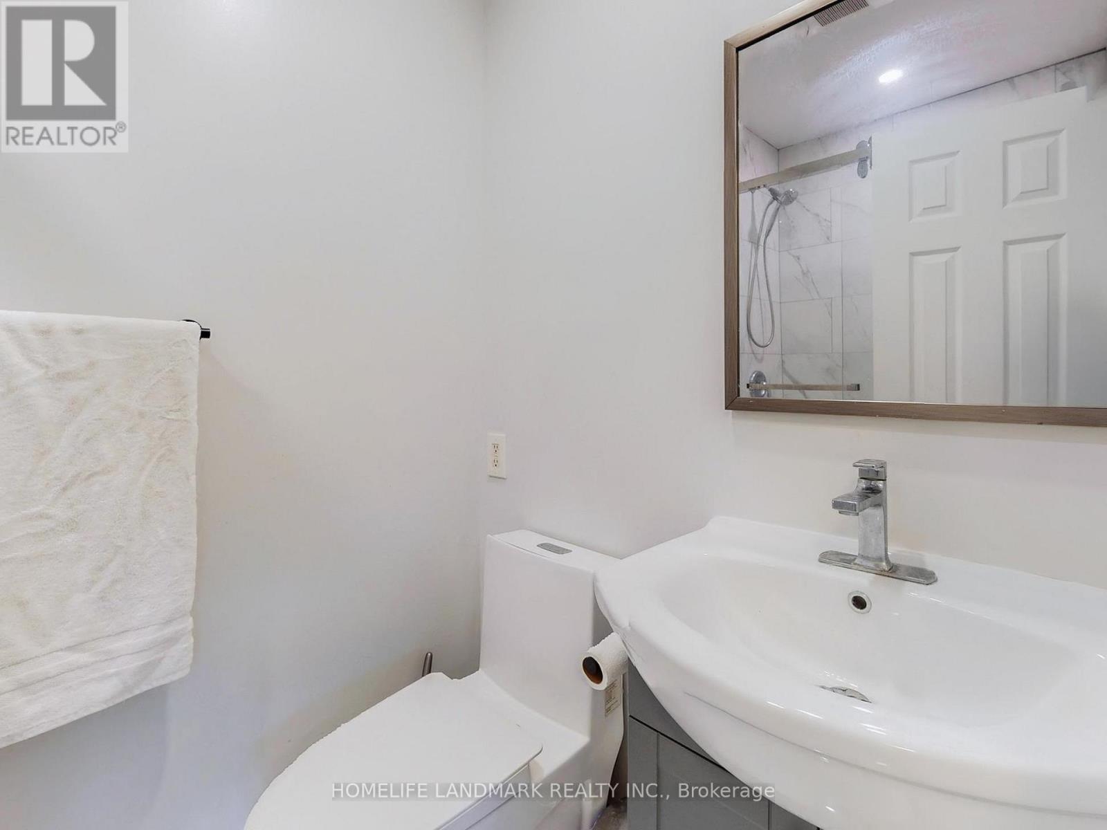 41 Goodview Road, Toronto, Ontario  M2J 2K7 - Photo 24 - C12439246