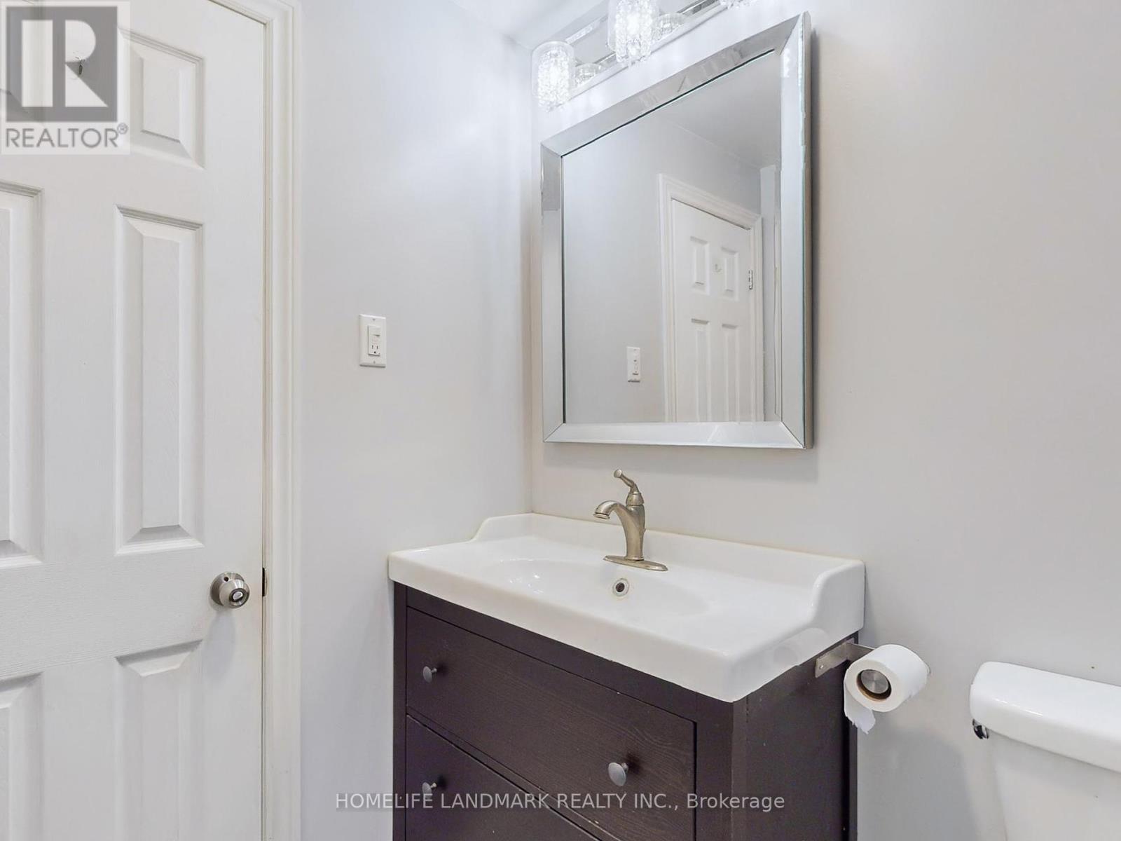 41 Goodview Road, Toronto, Ontario  M2J 2K7 - Photo 40 - C12439246