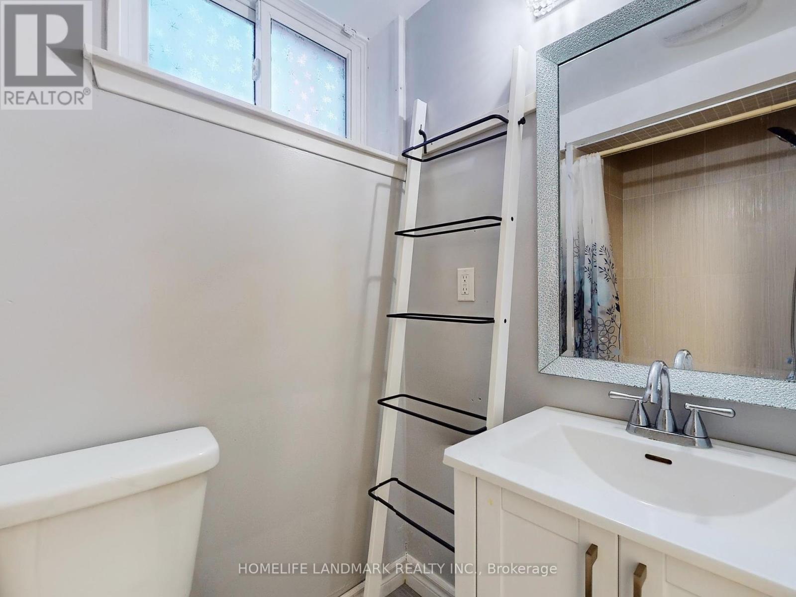 41 Goodview Road, Toronto, Ontario  M2J 2K7 - Photo 44 - C12439246