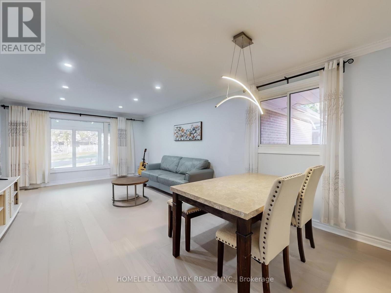 41 Goodview Road, Toronto, Ontario  M2J 2K7 - Photo 9 - C12439246