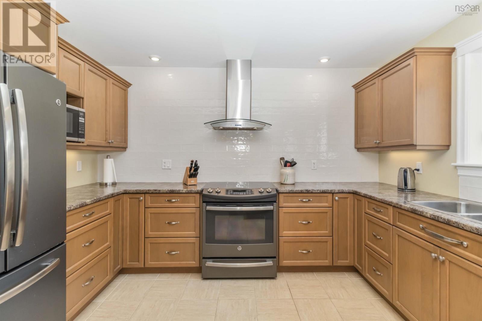 507 Glen Allan Drive, Bridgewater, Nova Scotia  B4V 0A8 - Photo 12 - 202523718