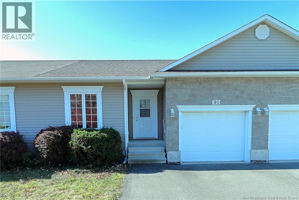 90 Valcour Drive, Fredericton, New Brunswick  E3C 0H6 - Photo 1 - NB127792