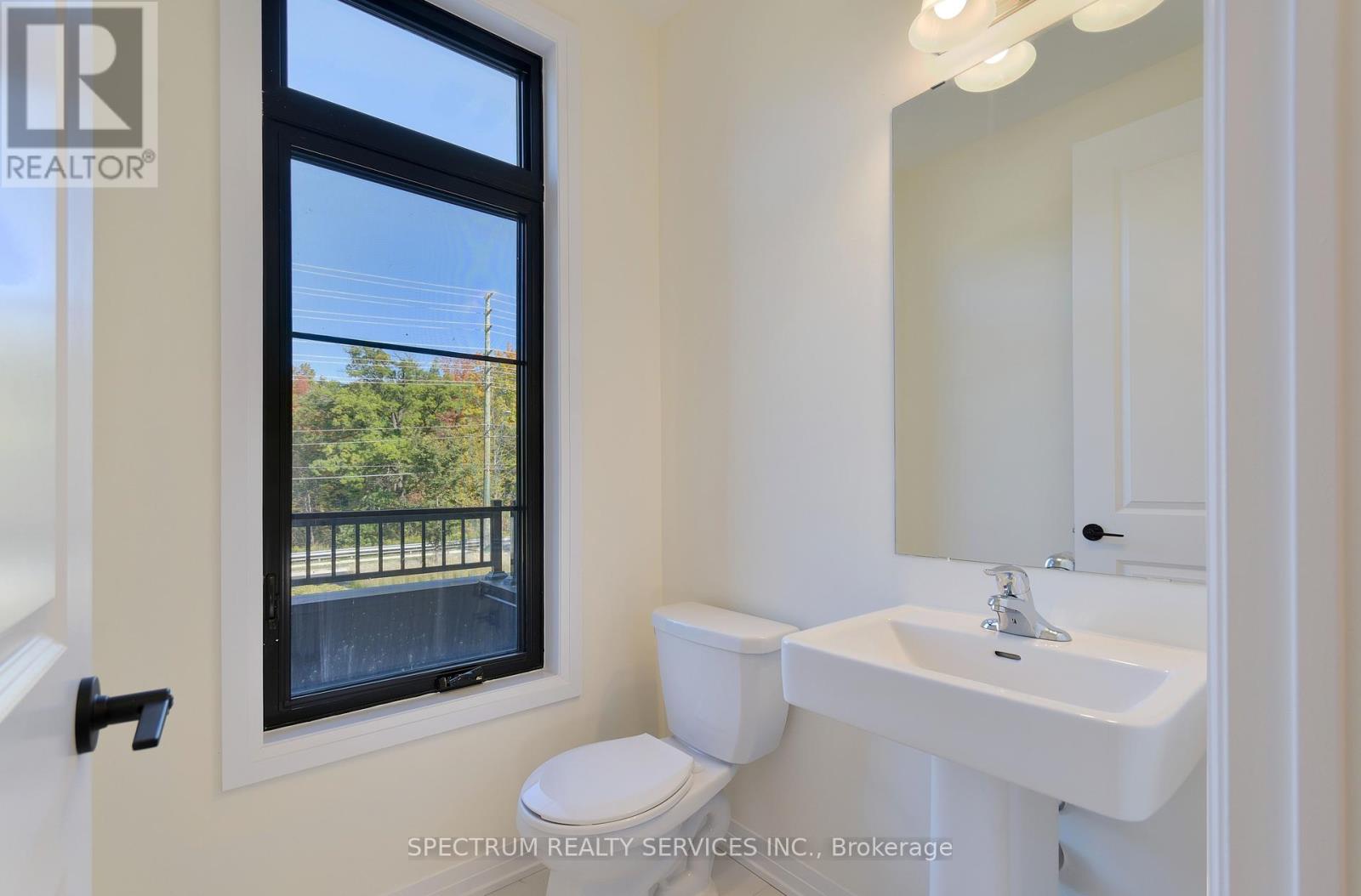 74 De La Roche Drive, Vaughan, Ontario  L4H 5G4 - Photo 19 - N12439245
