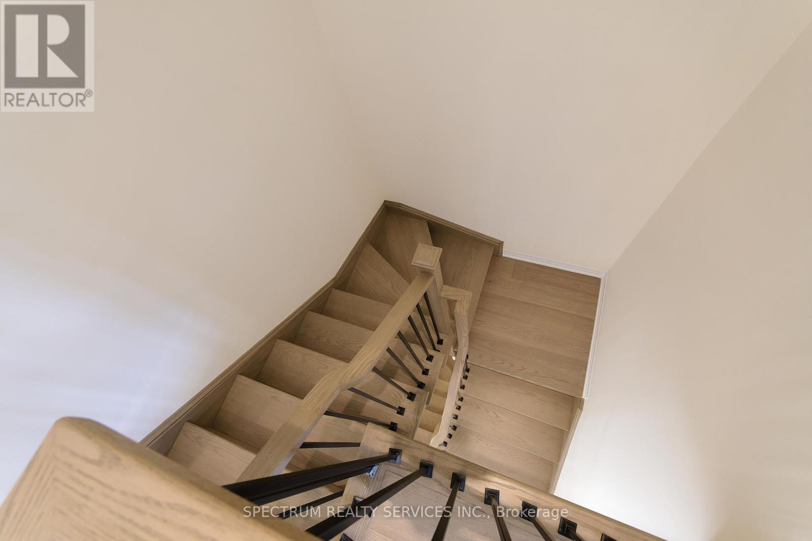 74 De La Roche Drive, Vaughan, Ontario  L4H 5G4 - Photo 22 - N12439245
