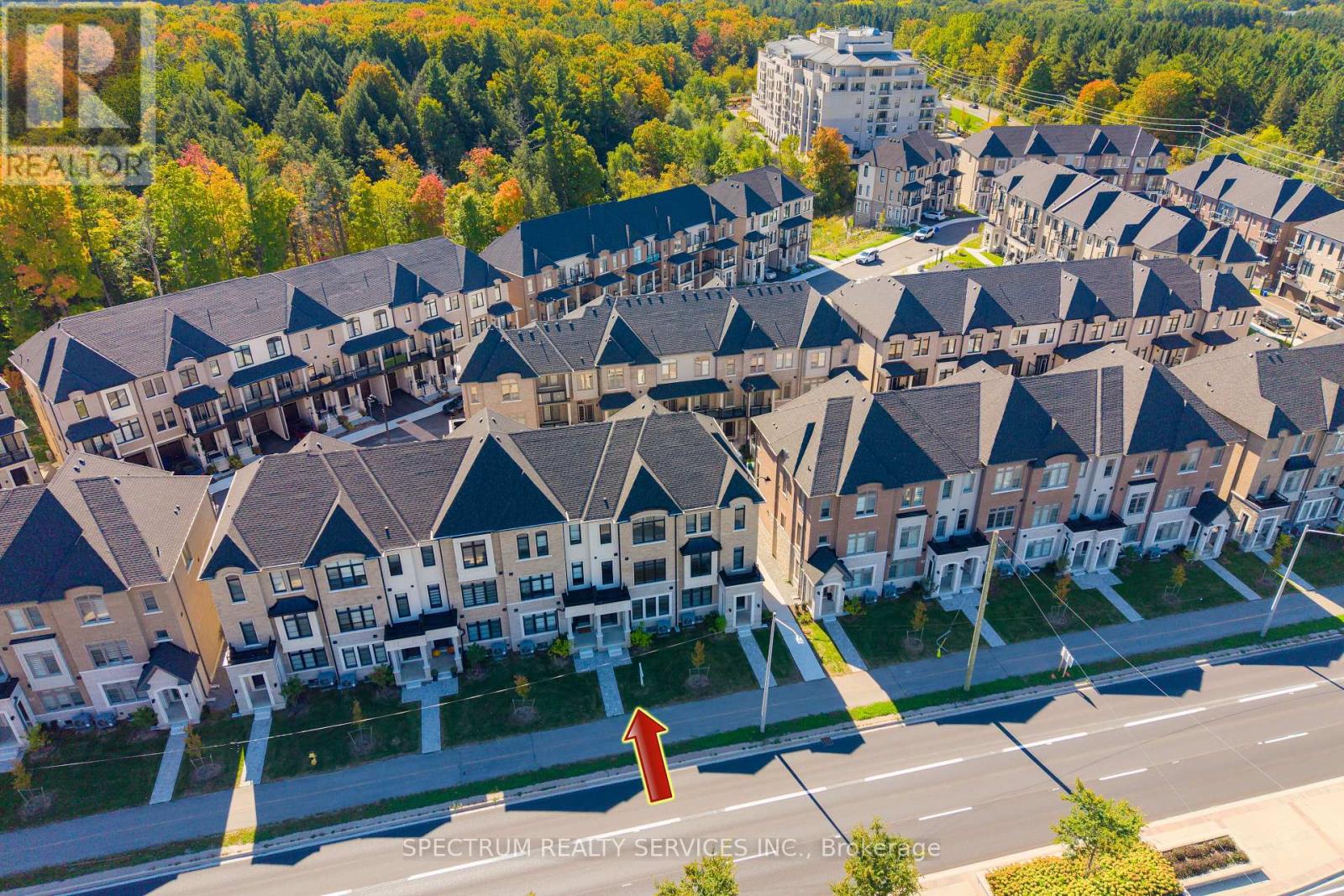 74 De La Roche Drive, Vaughan, Ontario  L4H 5G4 - Photo 4 - N12439245
