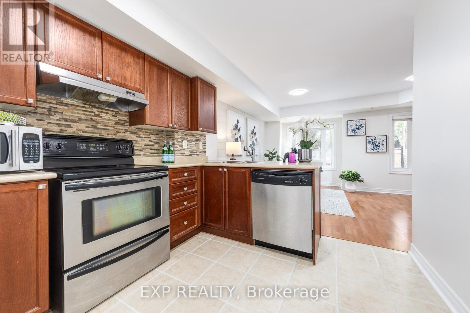 158 - 306 John Street, Markham, Ontario  L3T 0A7 - Photo 6 - N12439270