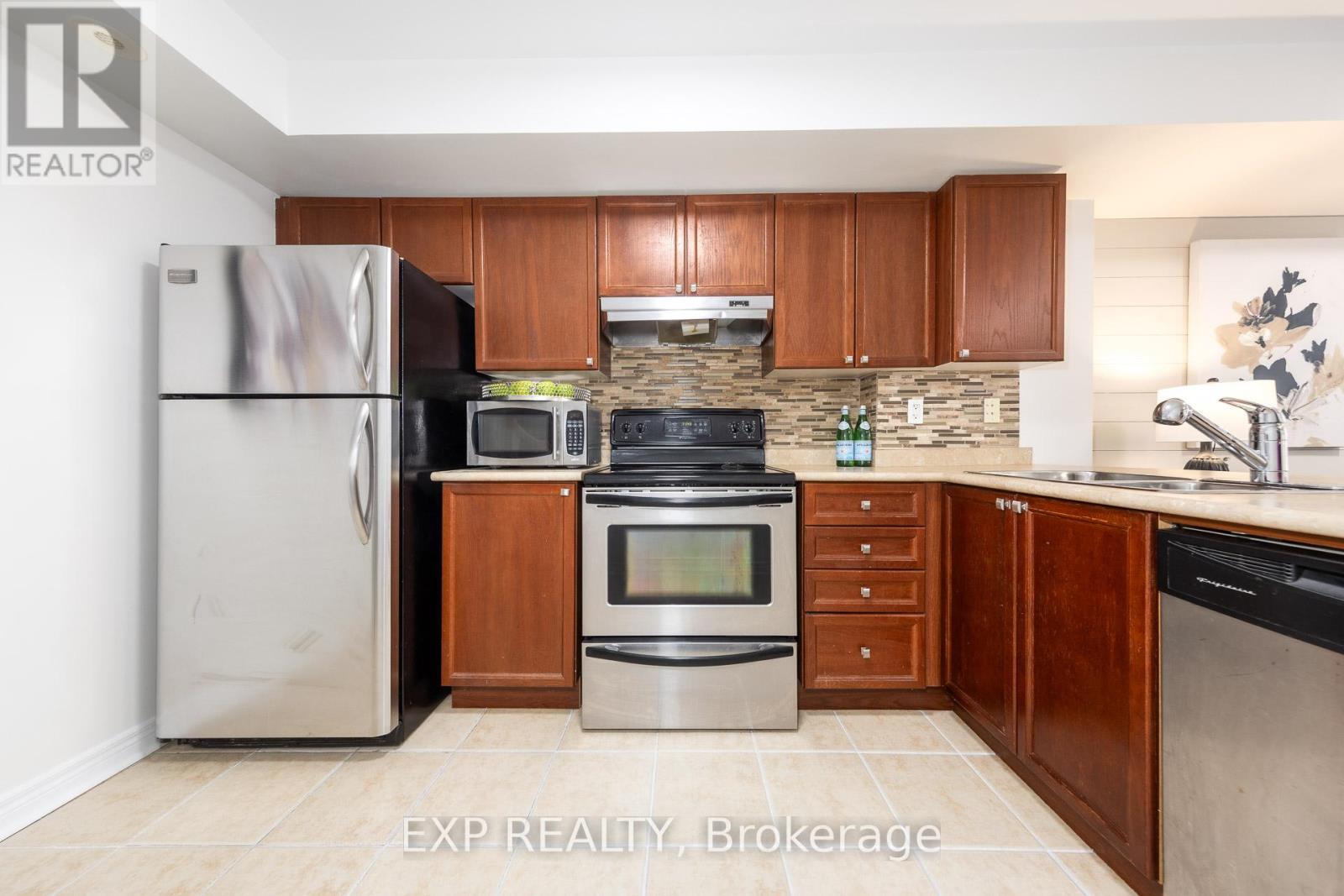 158 - 306 John Street, Markham, Ontario  L3T 0A7 - Photo 7 - N12439270