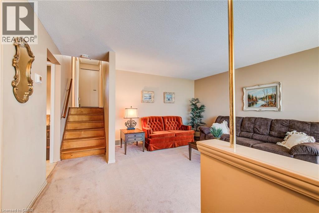 53 Belwood Crescent, Kitchener, Ontario  N2C 1Z4 - Photo 4 - 40774534