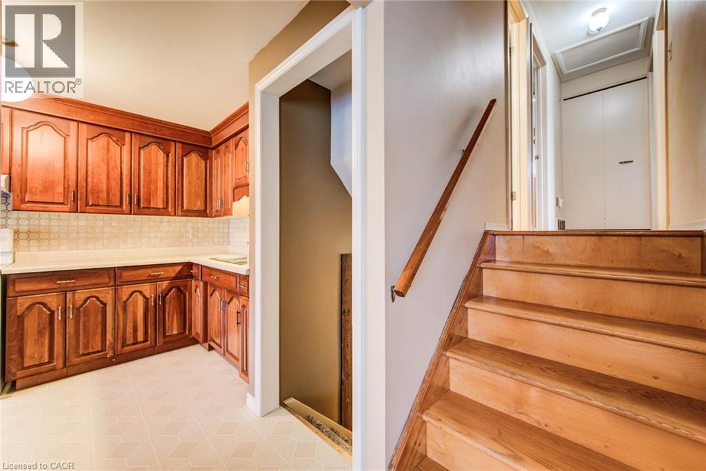 53 Belwood Crescent, Kitchener, Ontario  N2C 1Z4 - Photo 8 - 40774534
