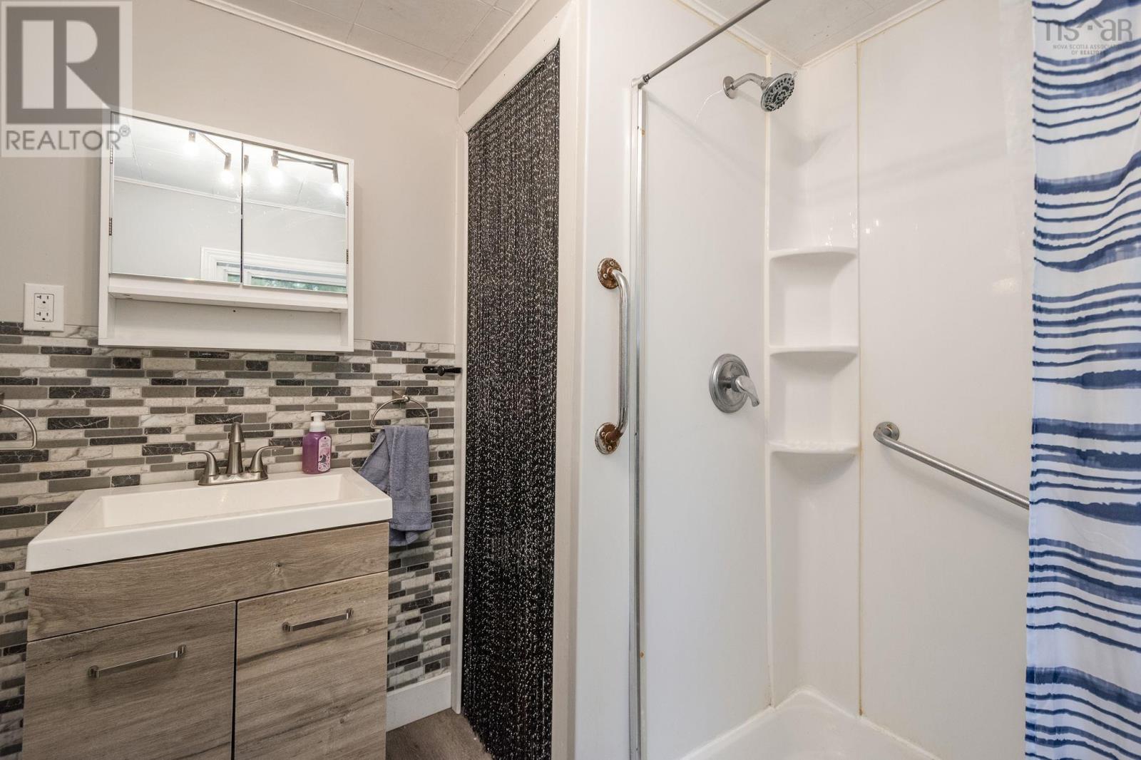 4023 Highway 236, Kennetcook, Nova Scotia  B0N 1T0 - Photo 15 - 202524823