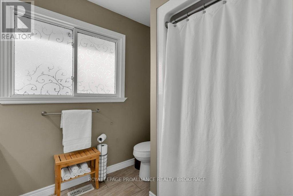 50 Princeton Place, Loyalist, Ontario  K7N 1E6 - Photo 15 - X12439290