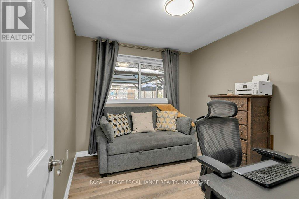 50 Princeton Place, Loyalist, Ontario  K7N 1E6 - Photo 23 - X12439290