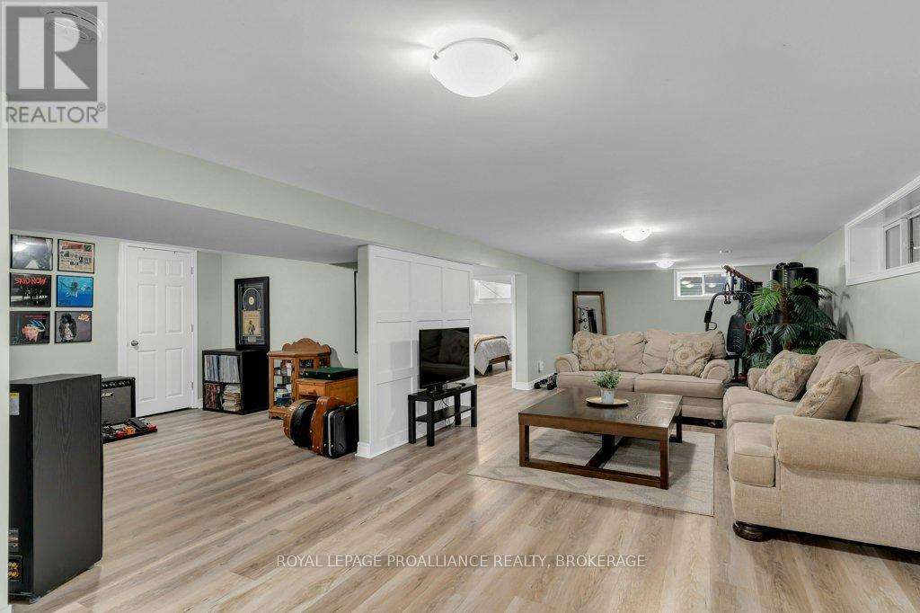 50 Princeton Place, Loyalist, Ontario  K7N 1E6 - Photo 29 - X12439290
