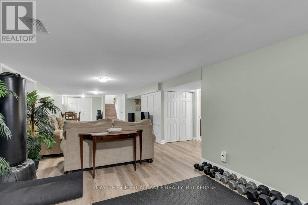 50 Princeton Place, Loyalist, Ontario  K7N 1E6 - Photo 31 - X12439290