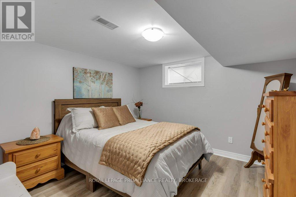 50 Princeton Place, Loyalist, Ontario  K7N 1E6 - Photo 34 - X12439290