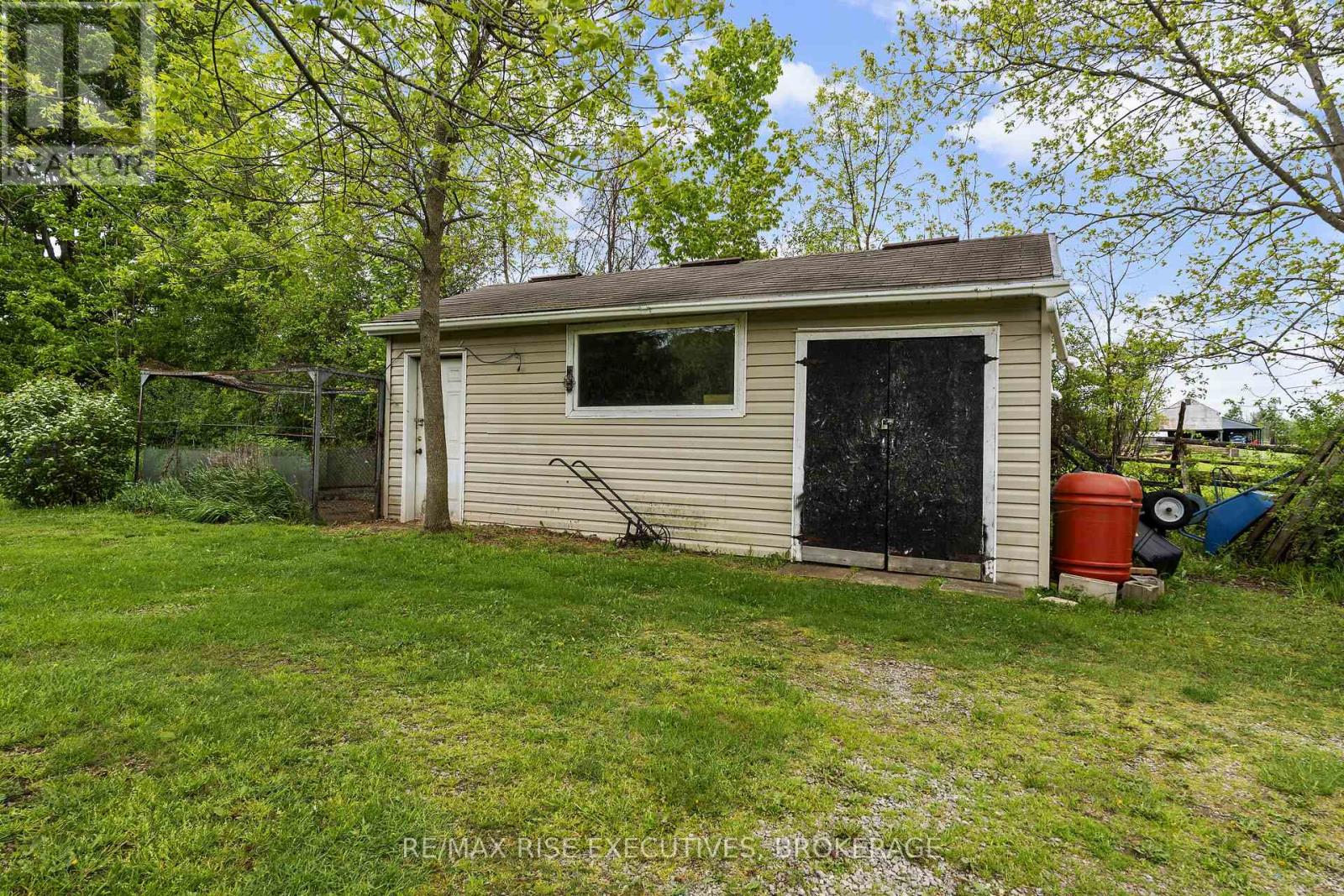 2329 Harlem Road, Rideau Lakes, Ontario  K0G 1V0 - Photo 33 - X12439357
